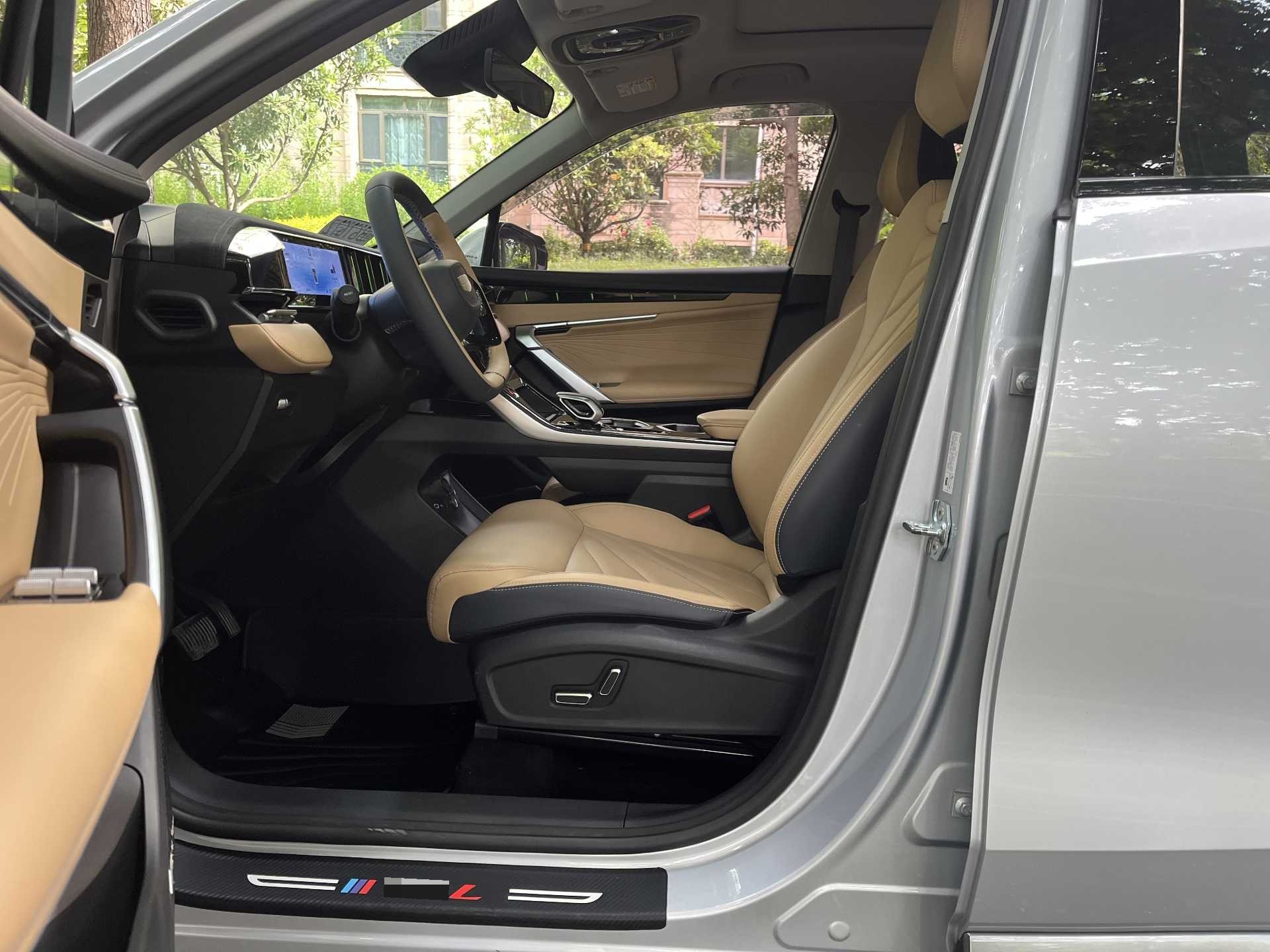 GEELY Boyue L 2023 #5 GEELY Boyue L 2023 car image #5