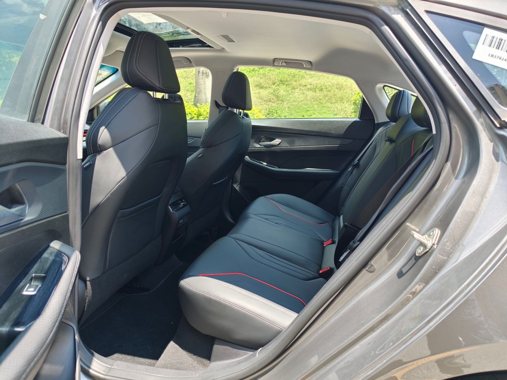 GEELY Binray 2025 imagen de coche #6