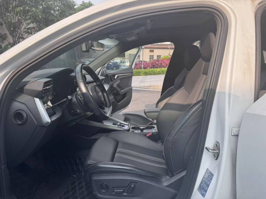 Audi A3 2023 car image #4