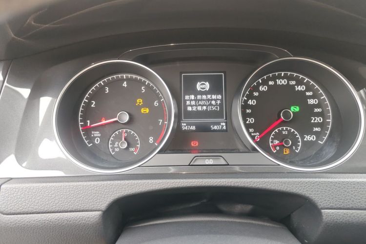 Volkswagen Golf 2020 صورة سيارة #12