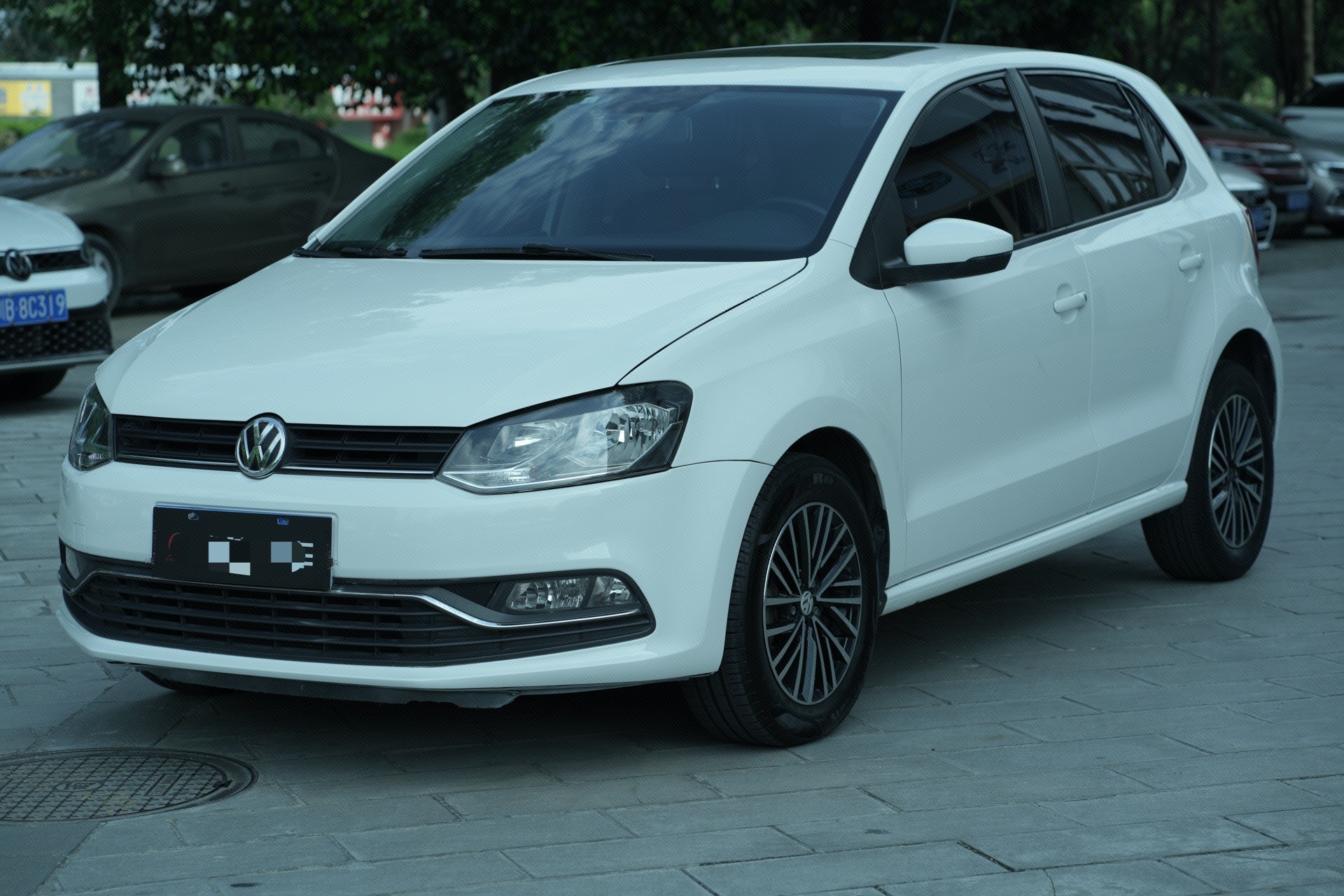 Volkswagen Polo 2017 car image 