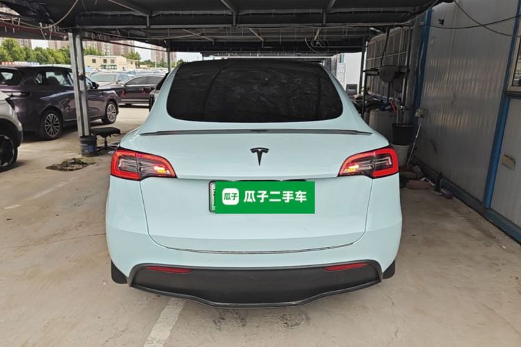 Tesla Model Y 2022 #6 Tesla Model Y 2022 car image #6