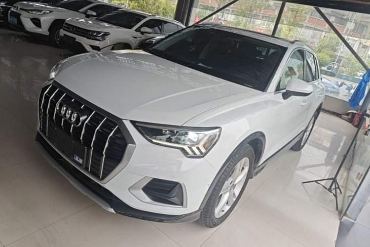Audi Q3 2021 #2 Audi Q3 2021 car image #2