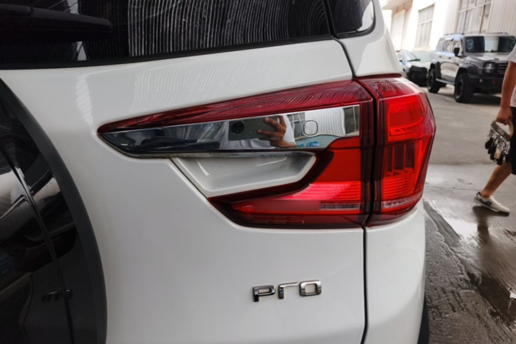 BYD Yuan Pro 2022 car image #8