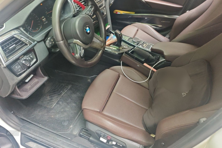 BMW 3 Series 2018 #17 BMW 3 Series 2018 car image #17