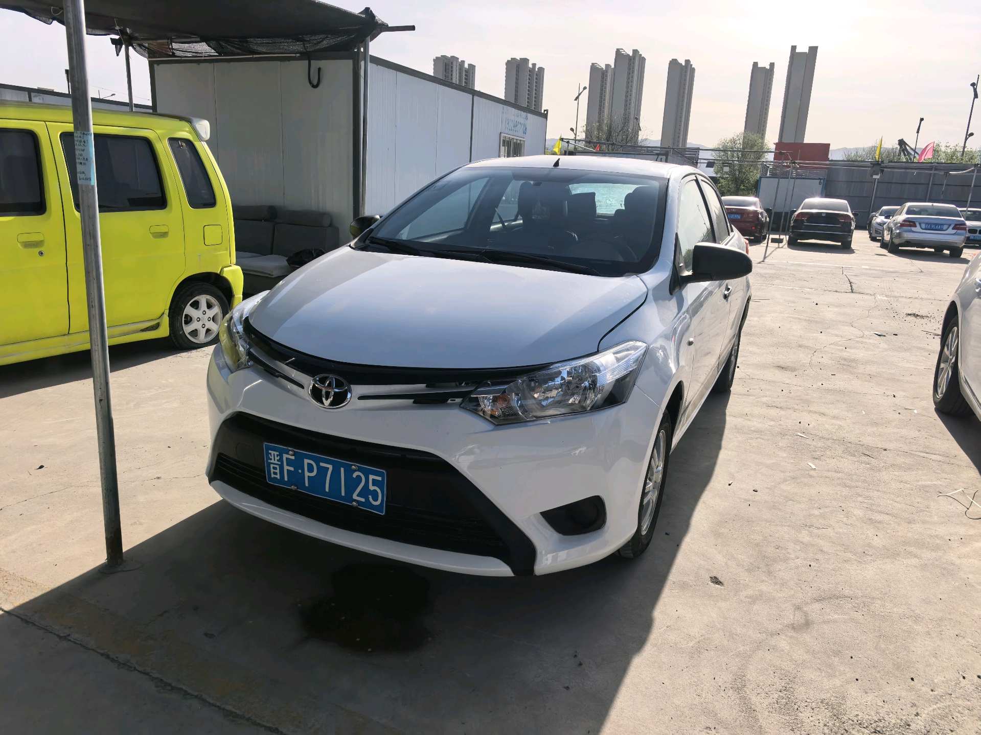 Toyota Vios 2015 Toyota Vios 2015 car image