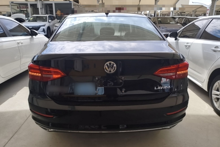 Volkswagen Lavida 2021 car image #4