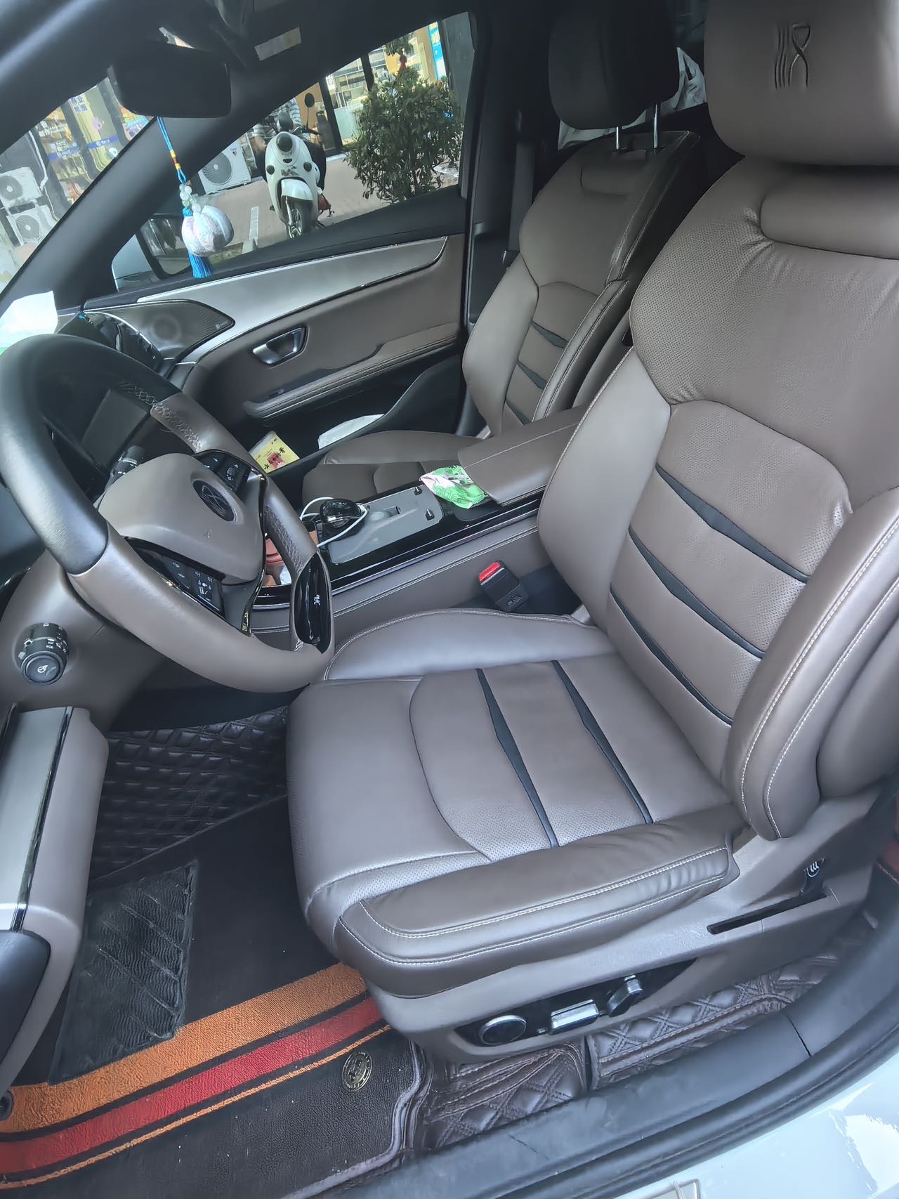 BYD Han 2022 car image #6