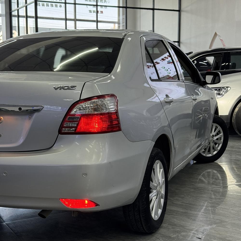 Toyota Vios 2010 car image #7