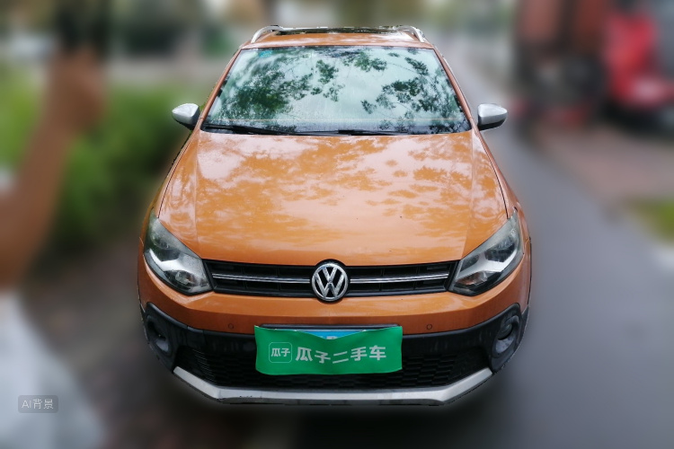 Volkswagen Polo 2015 car image #3