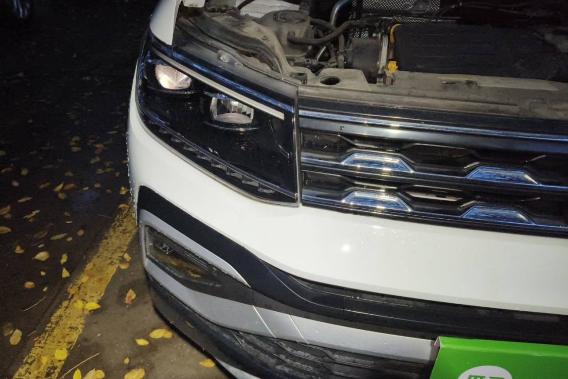Volkswagen T-Cross 2023 #7 Volkswagen T-Cross 2023 car image #7
