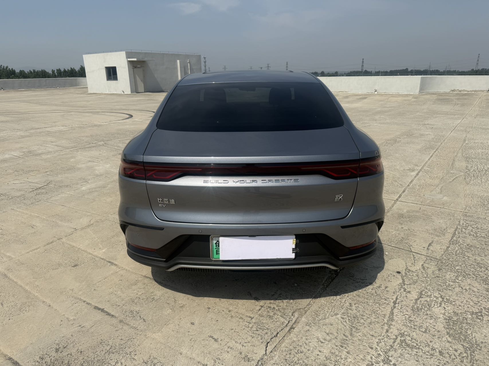 BYD Han 2023 car image #8