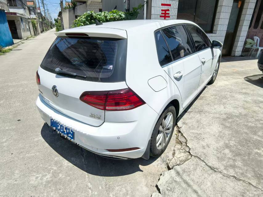 Volkswagen Golf 2019 #2 Volkswagen Golf 2019 car image #2