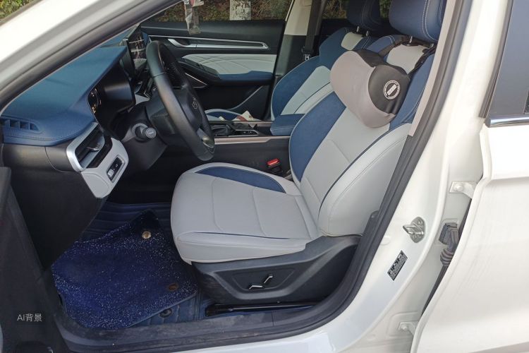 GEELY Emgrand 2022 car image #17