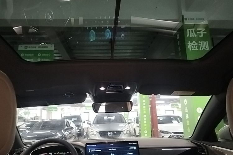 BYD Han 2022 car image #18