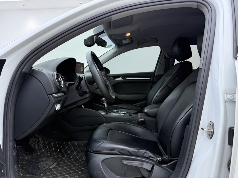 Audi A3 2020 immagine di auto #4