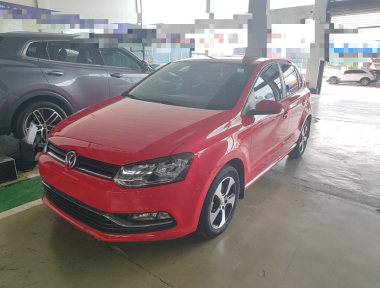 Volkswagen Polo 2016 car image 