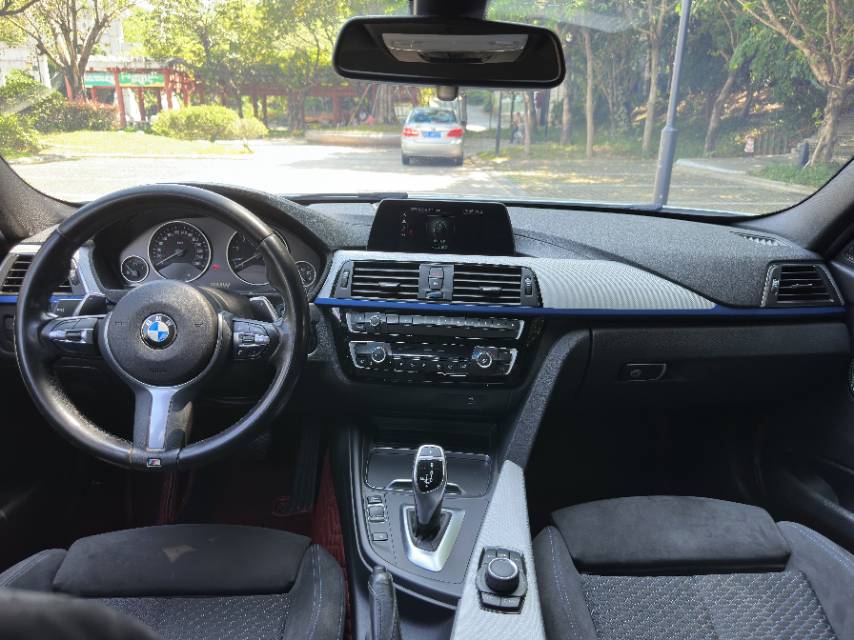 BMW 3 Series 2018 #7 BMW 3 Series 2018 car image #7