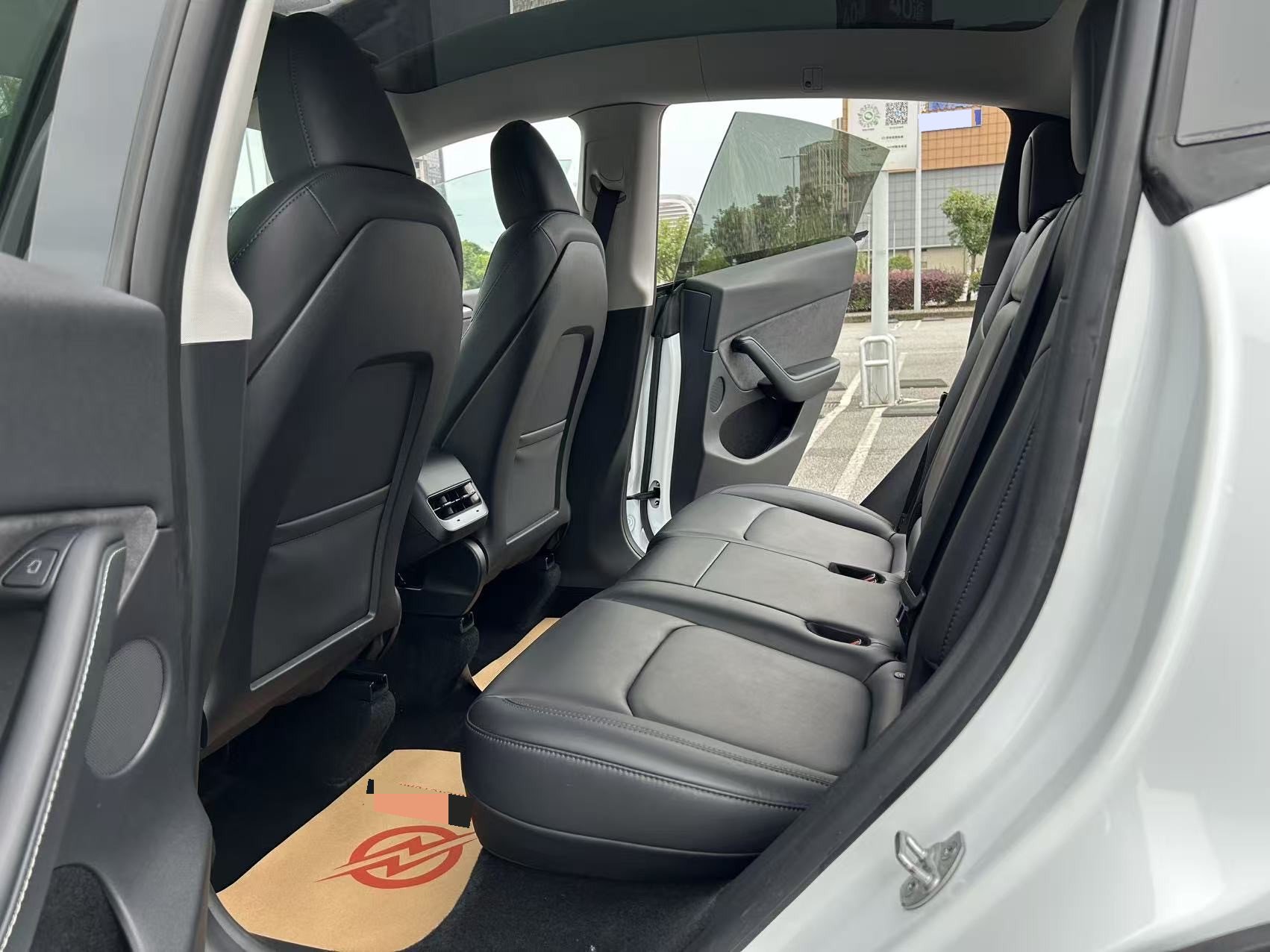 Tesla Model Y 2024 #6 Tesla Model Y 2024 imagen de coche #6