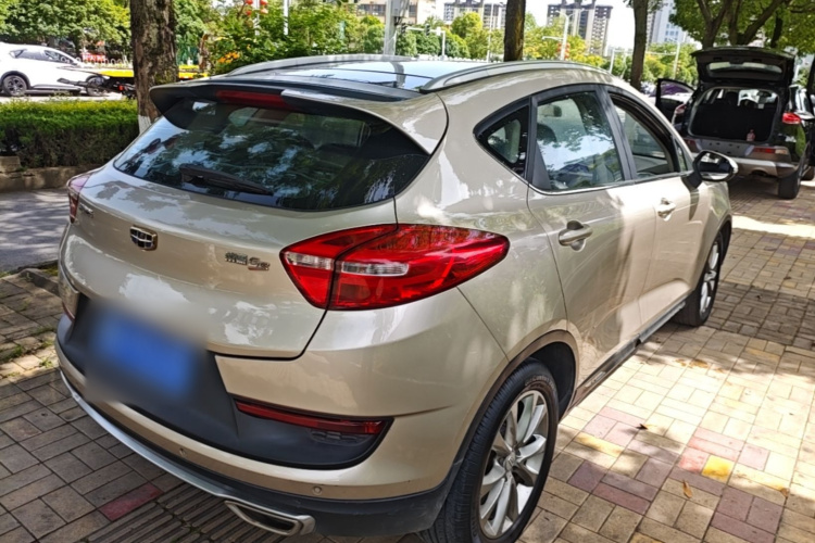GEELY Emgrand GS 2017 car image #7