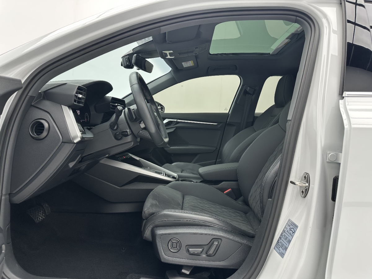 Audi A3 2023 car image #5