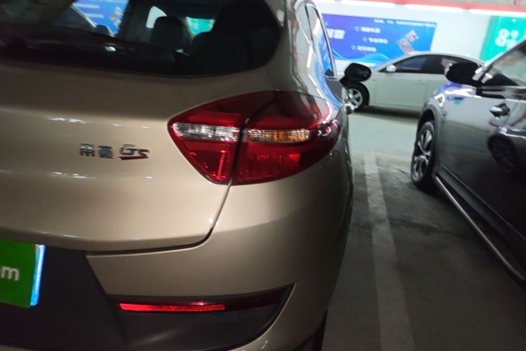 GEELY Emgrand GS 2017 car image #8