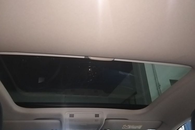 Volkswagen Polo 2019 car image #18