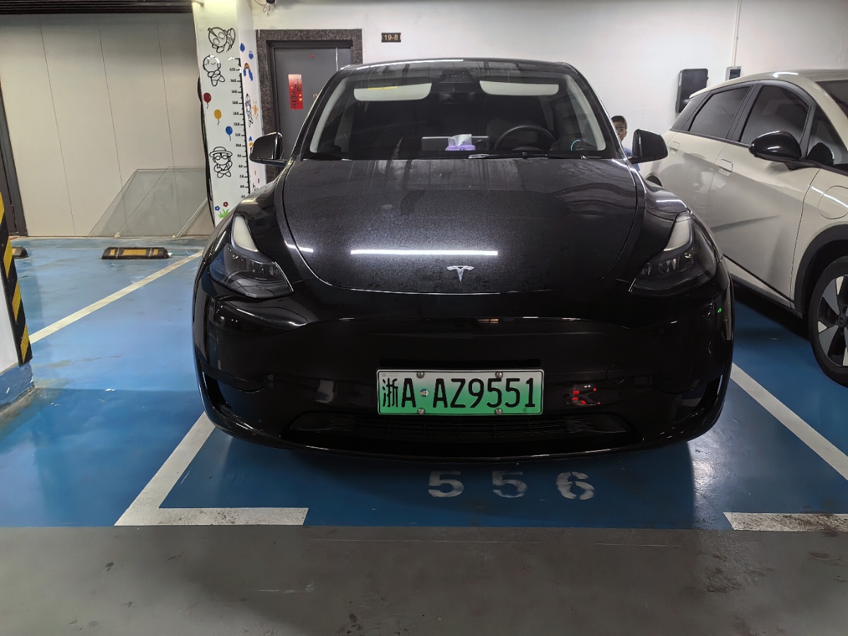 Tesla Model Y 2022 #8 Tesla Model Y 2022 car image #8