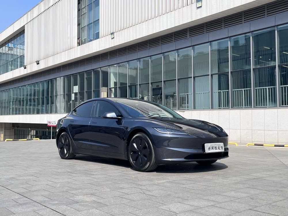 Tesla Model 3 2024 #3 Tesla Model 3 2024 car image #3