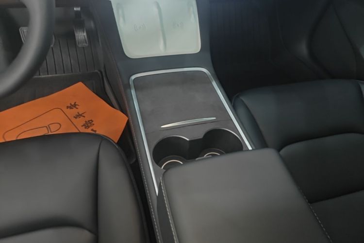 Tesla Model 3 2023 #14 Tesla Model 3 2023 car image #14