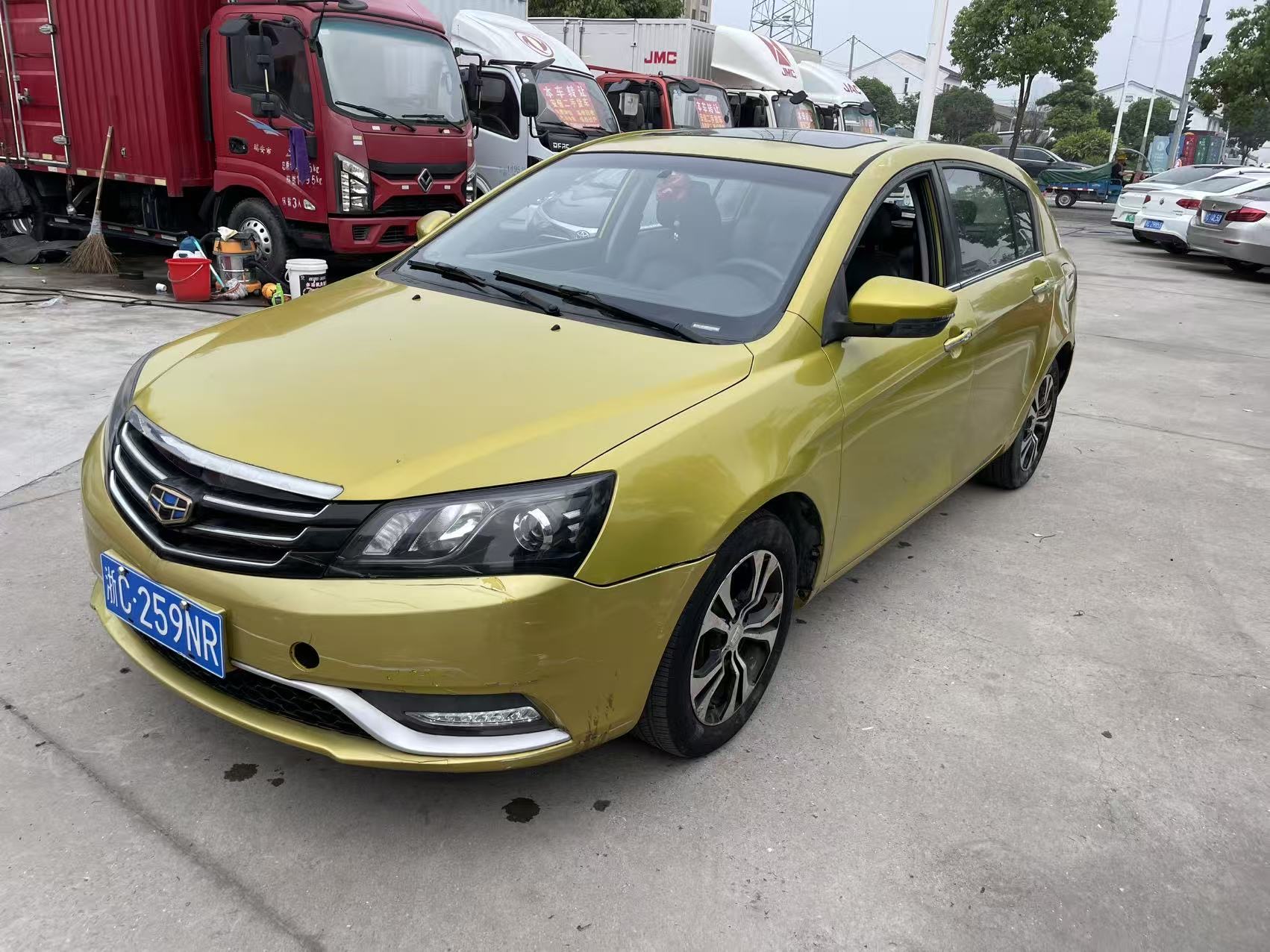 GEELY Emgrand 2015 car image 