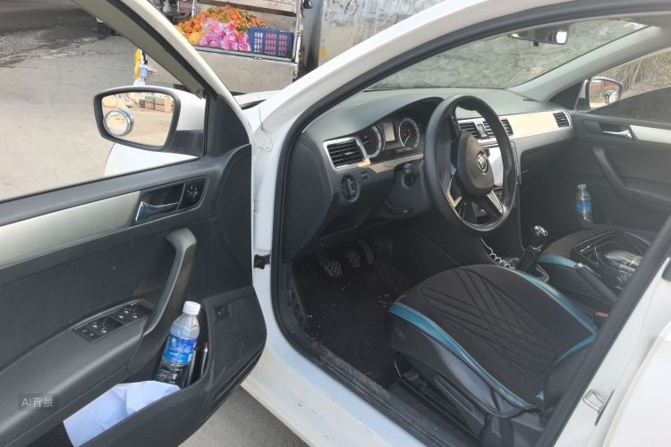 Skoda Rapid 2019 #18 Skoda Rapid 2019 image de voiture #18
