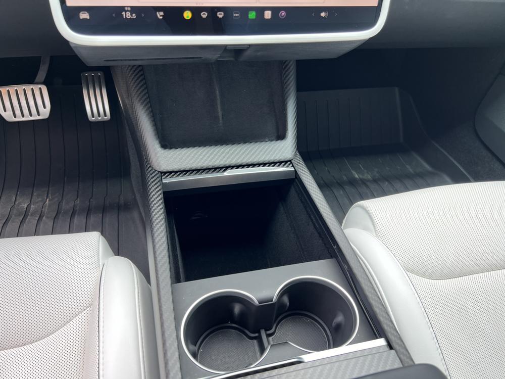 Tesla Model 3 2024 #10 Tesla Model 3 2024 car image #10