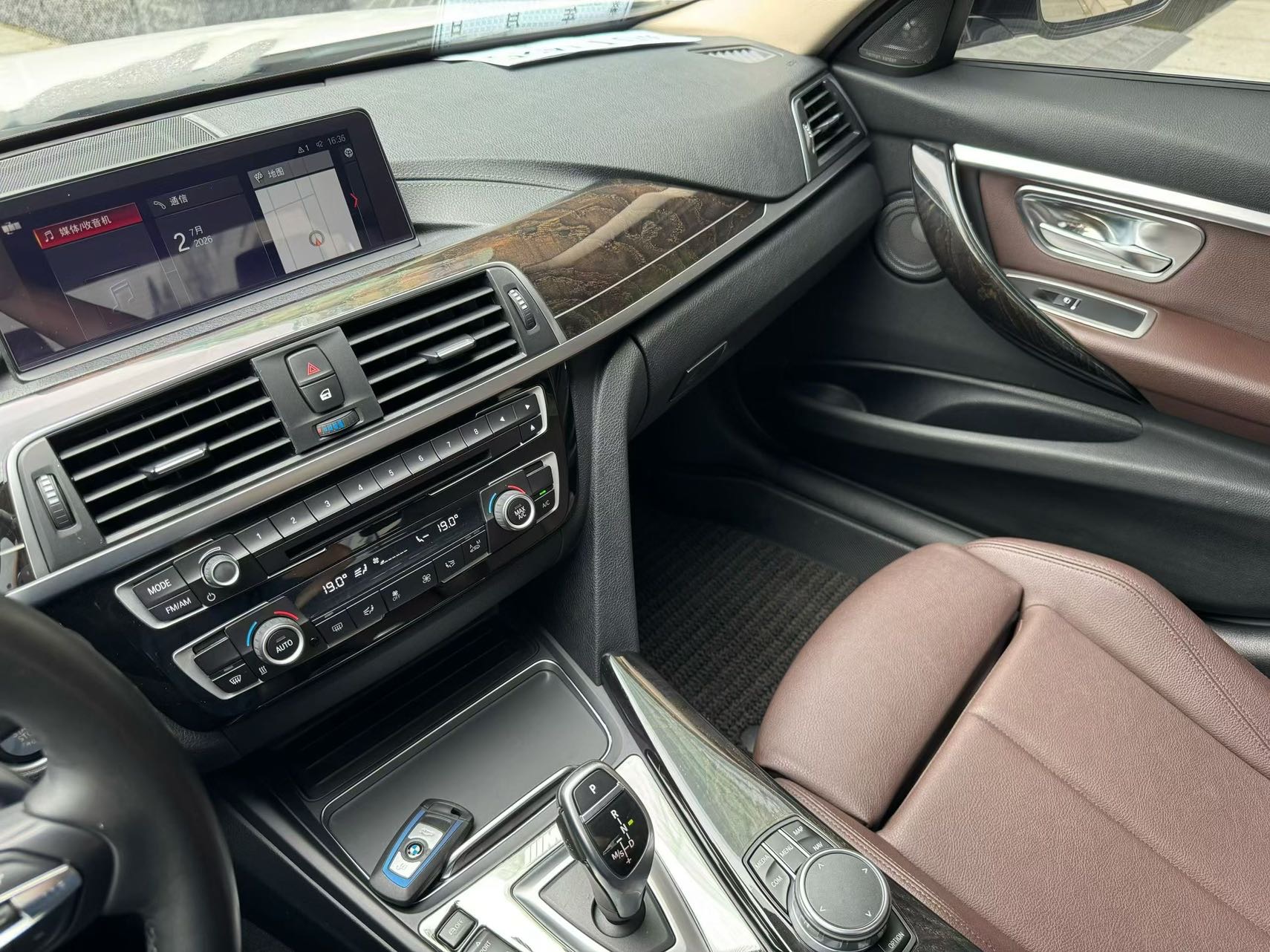 BMW 3 Series 2019 #8 BMW 3 Series 2019 car image #8