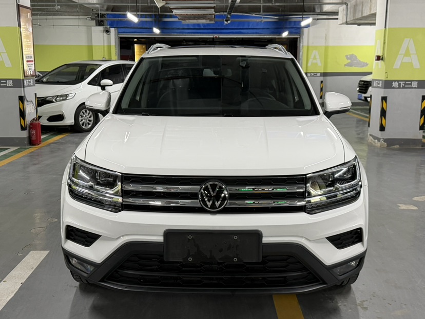 Volkswagen Tharu 2022 car image #2