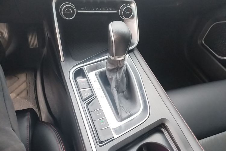 GEELY Binray 2020 car image #14
