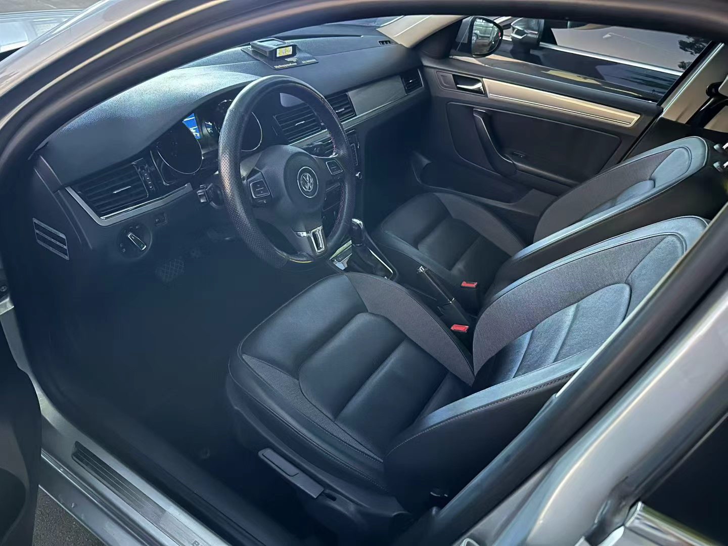 Volkswagen Bora 2015 #4 Volkswagen Bora 2015 изображение автомобиля #4