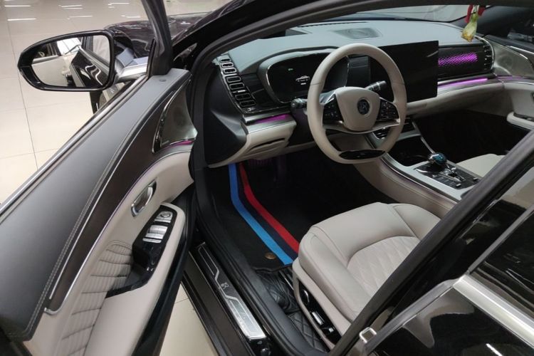 BYD Han 2024 car image #16