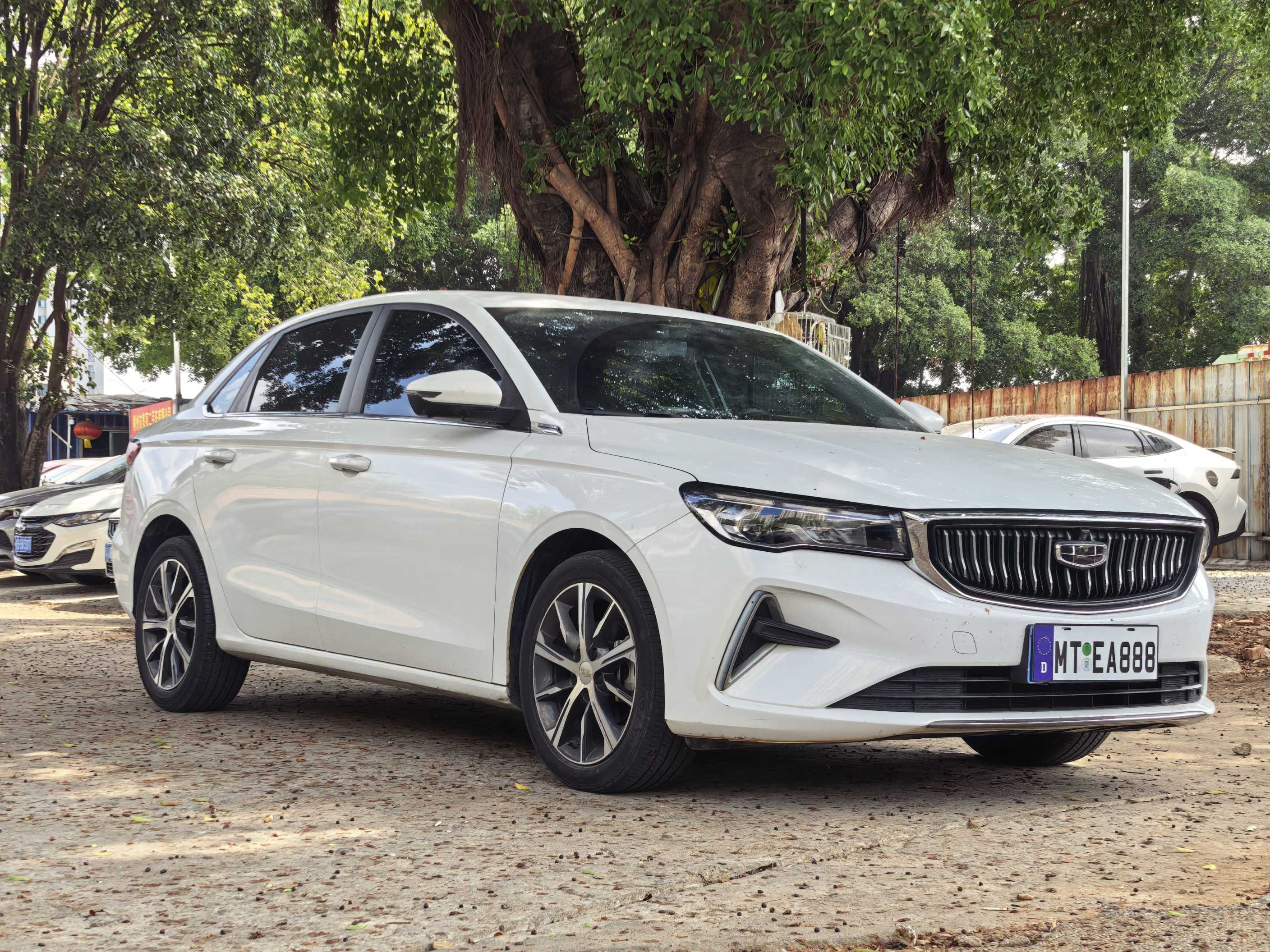 GEELY Emgrand 2021 #2 GEELY Emgrand 2021 car image #2