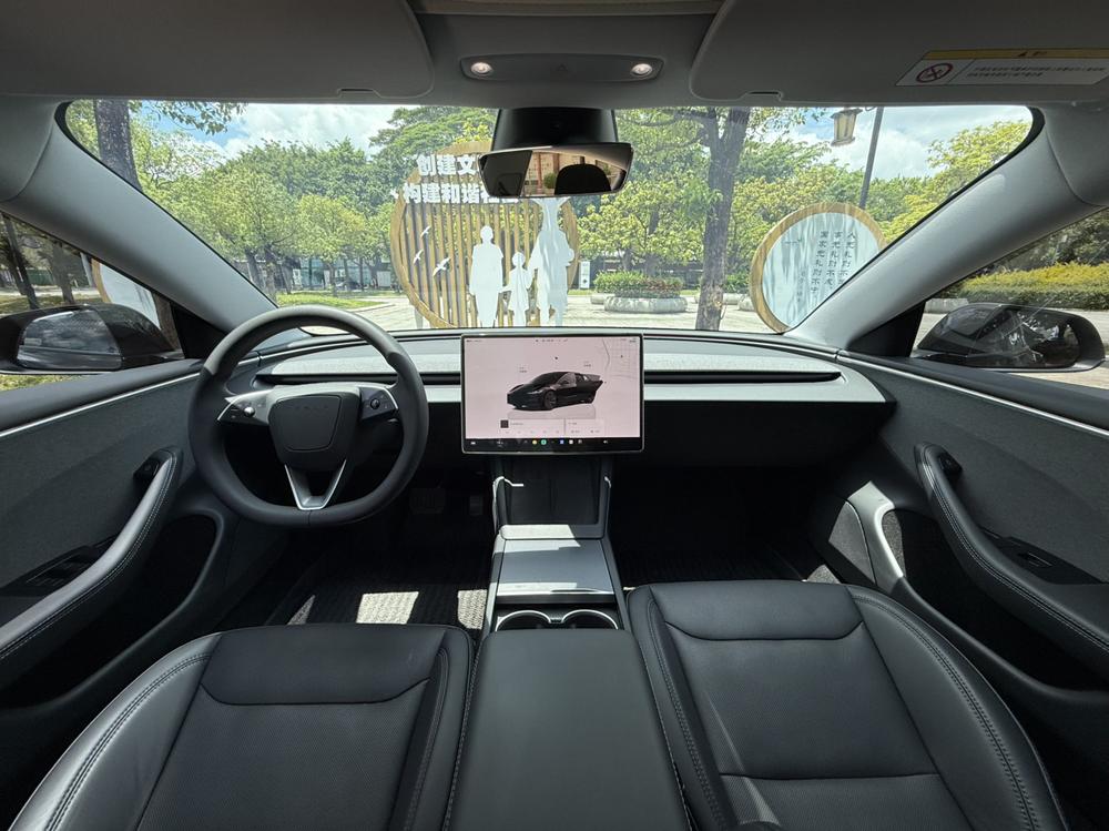 Tesla Model 3 2024 #11 Tesla Model 3 2024 car image #11