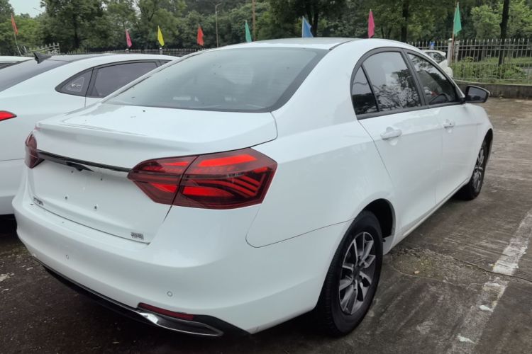 GEELY Emgrand 2020 car image #7