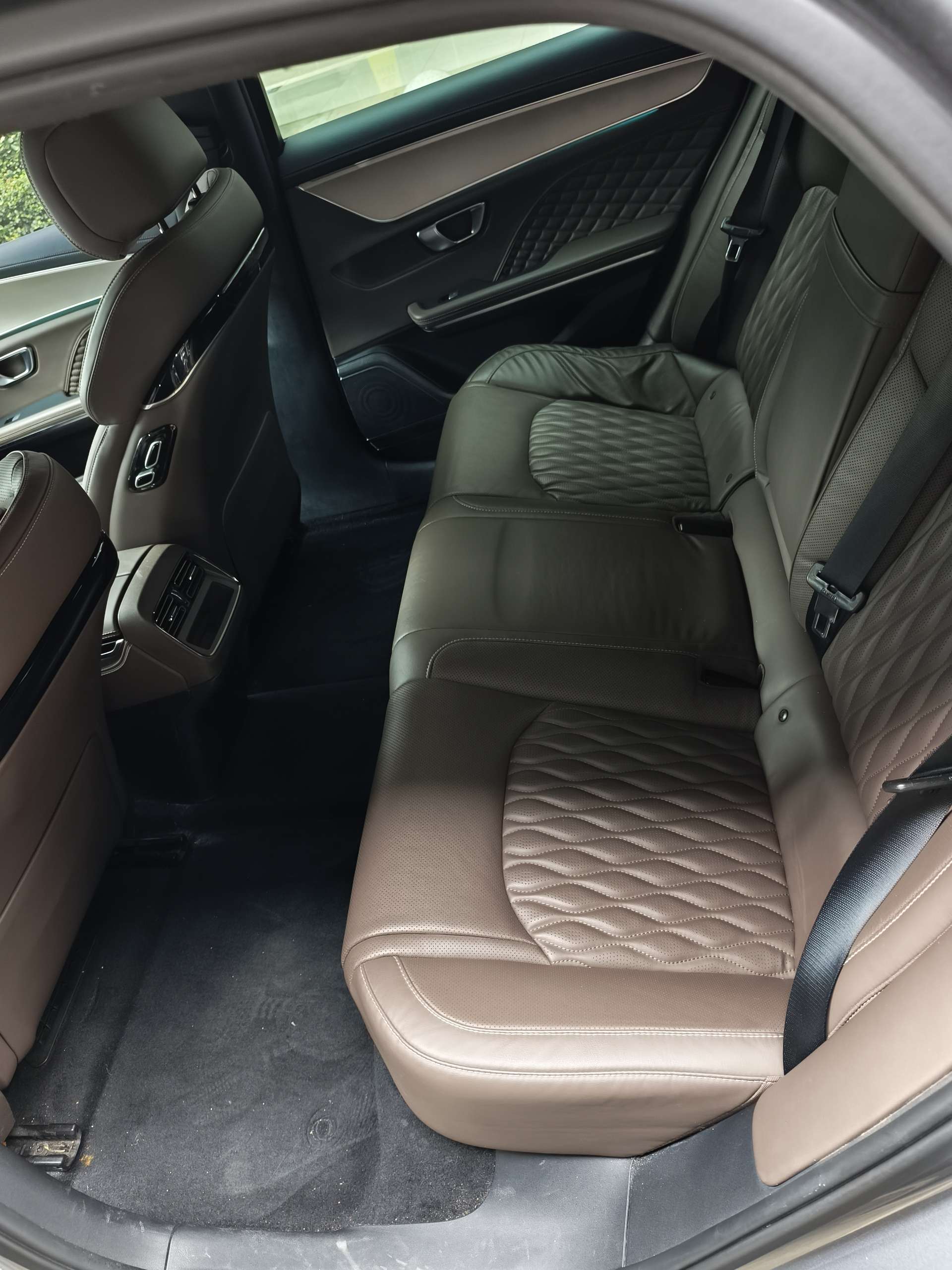 BYD Han 2023 #7 BYD Han 2023 car image #7