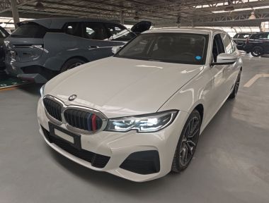 BMW 3 Series 2021 car image 