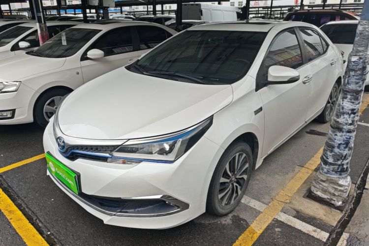 Toyota Corolla Hybird E+ 2019 immagine di auto #2