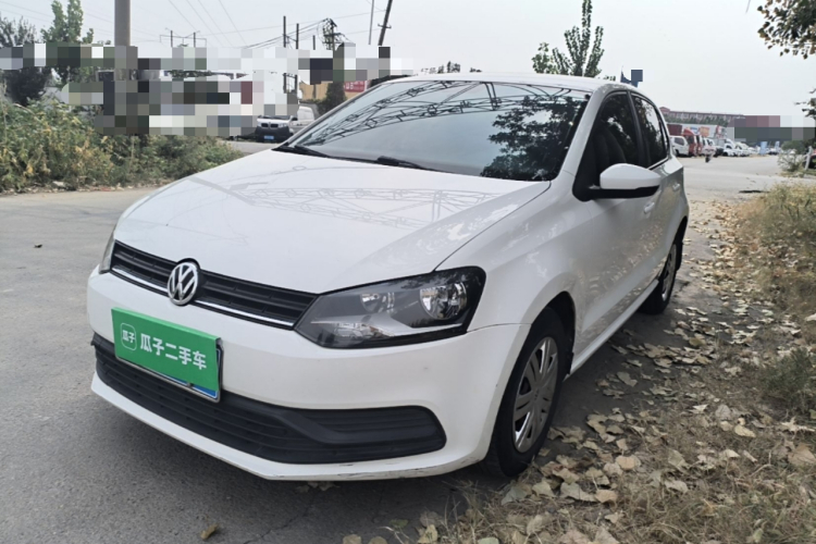 Volkswagen Polo 2019 car image #2