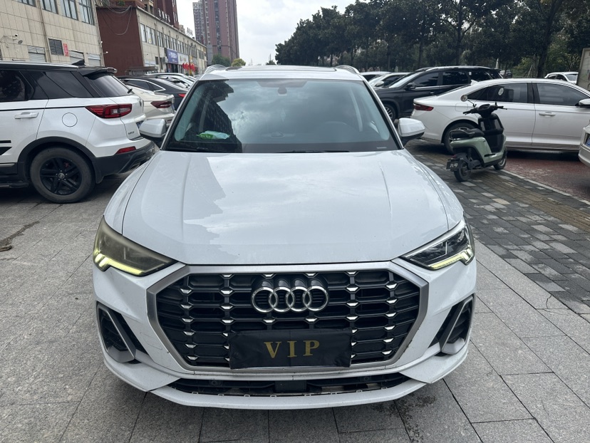 Audi Q3 2019 #2 Audi Q3 2019 car image #2