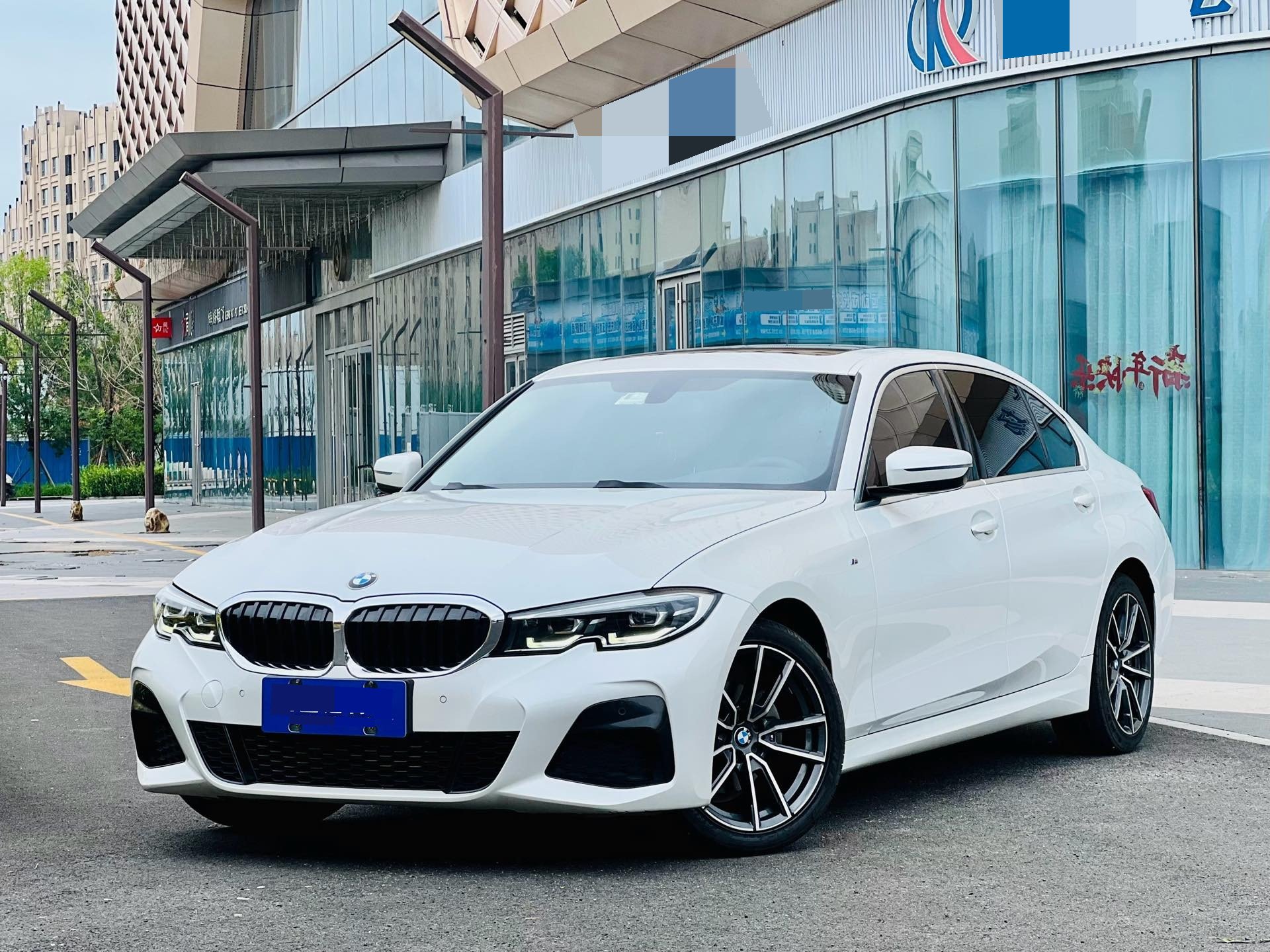 BMW 3 Series 2023 BMW 3 Series 2023 car image