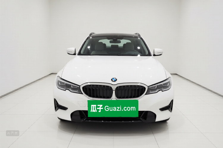 BMW 3 Series 2020 car image #3