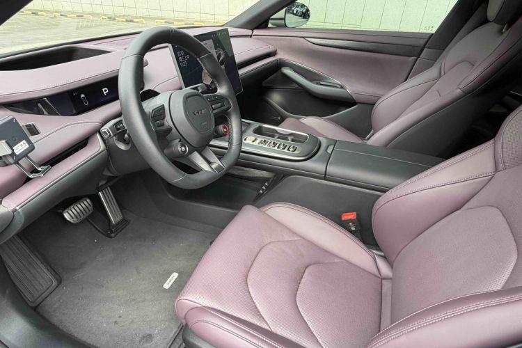 MI SU7 2024 car image #8