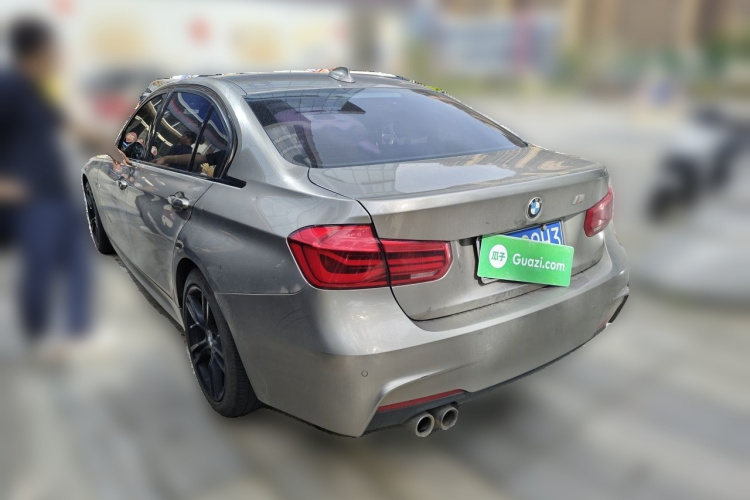 BMW 3 Series 2018 car image #5